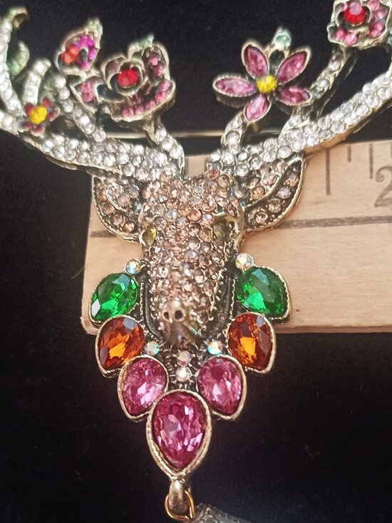 Reindeer Full of Bling for the Holidays! - Picture 4 of 5